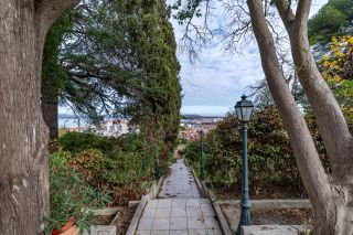 house 6 Rooms for sale on SETE (34200)