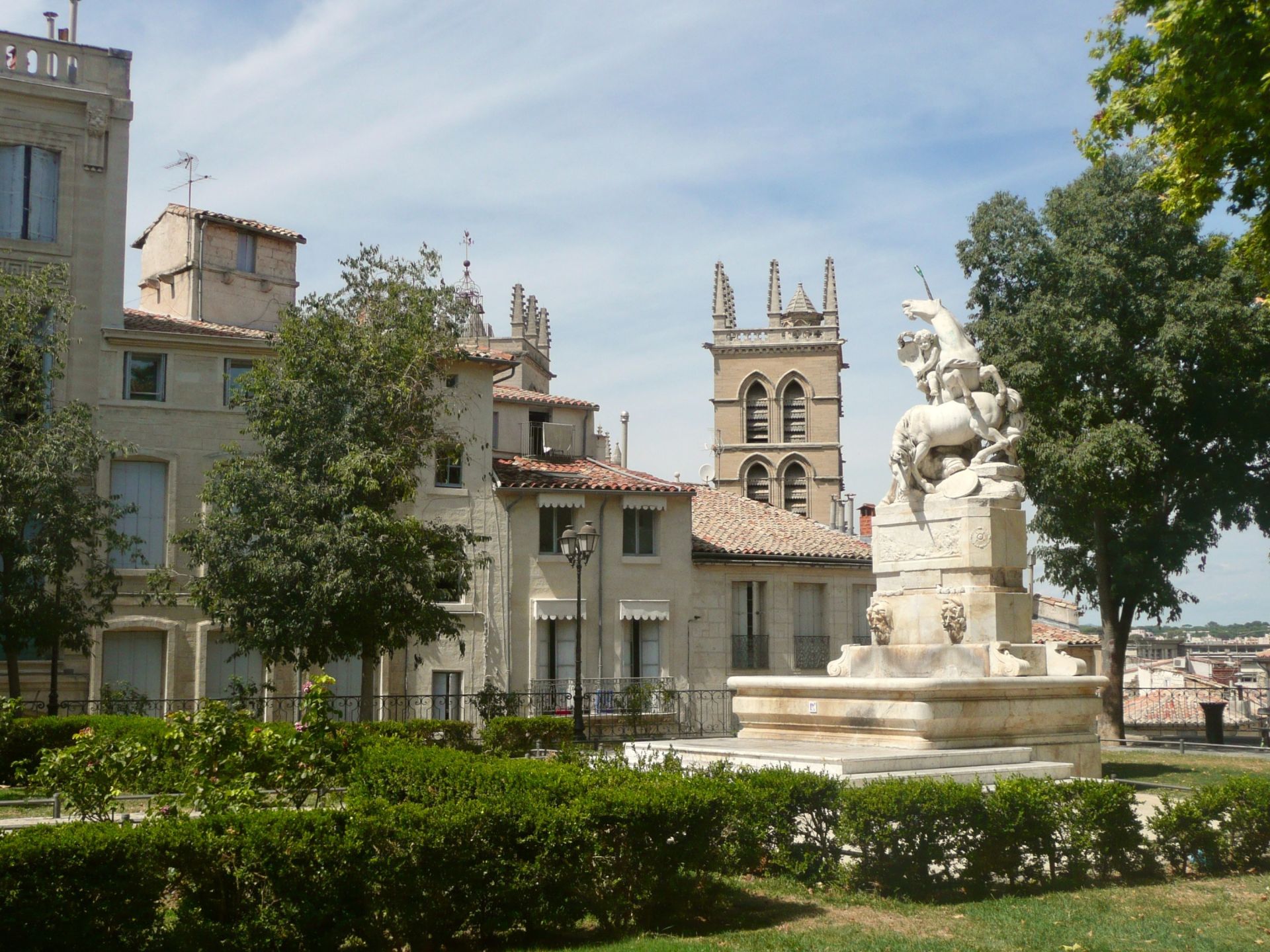 apartment 6 Rooms for sale on MONTPELLIER (34000)