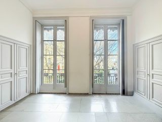apartment 6 Rooms for sale on MONTPELLIER (34000)