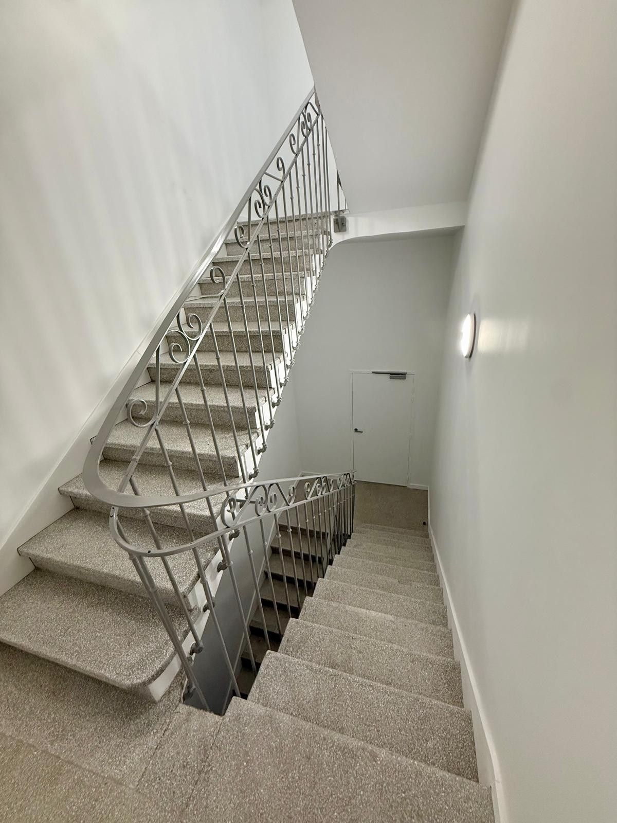 apartment 2 Rooms for sale on PIGNAN (34570)