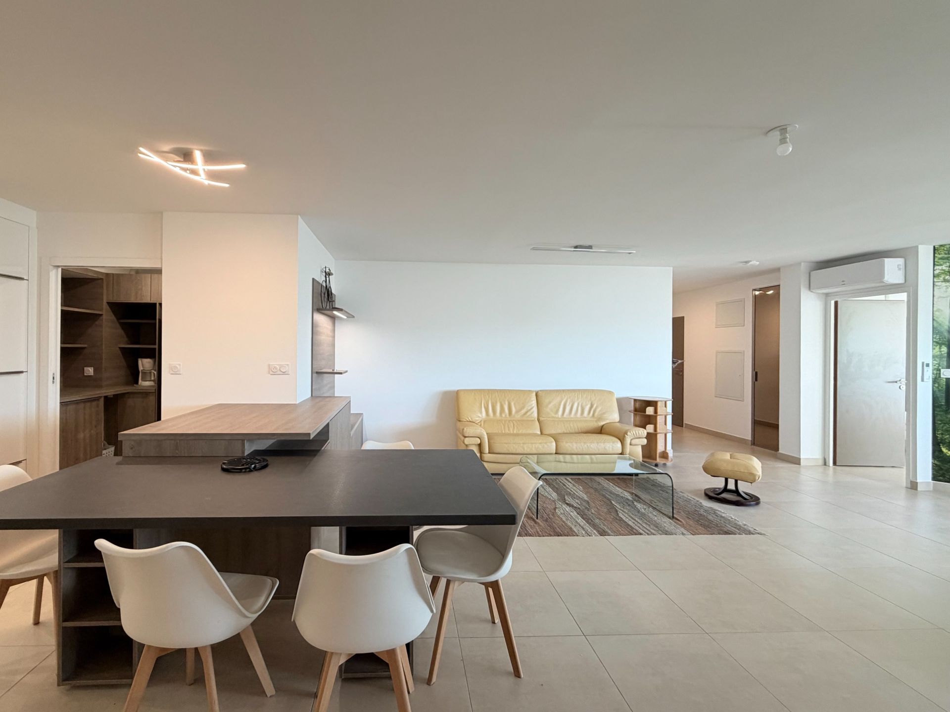 apartment 4 Rooms for sale on LA GRANDE MOTTE (34280)