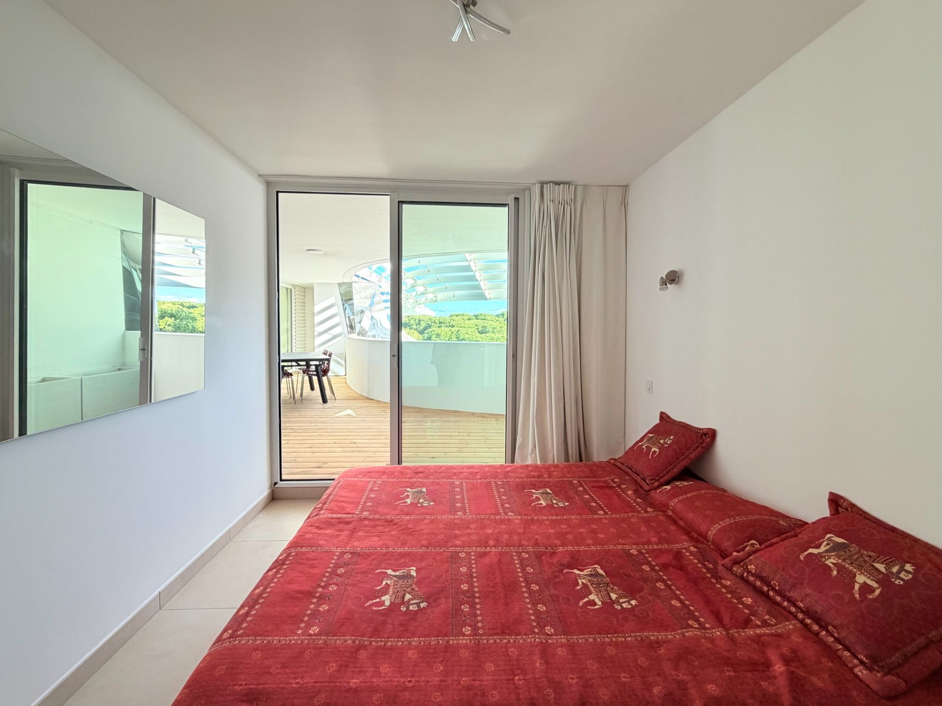 apartment 4 Rooms for sale on LA GRANDE MOTTE (34280)