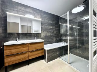 apartment 4 Rooms for sale on LA GRANDE MOTTE (34280)