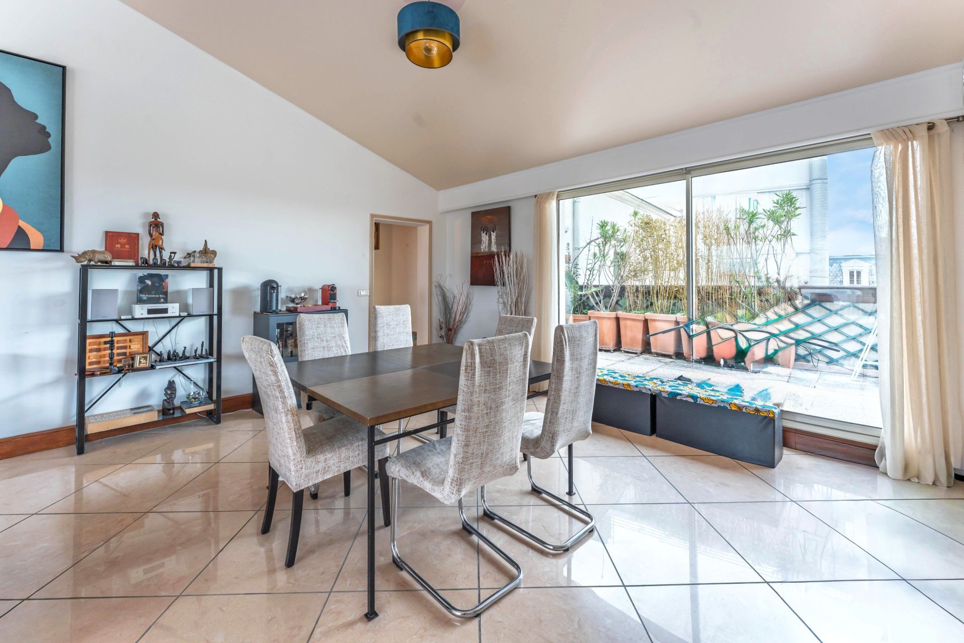 apartment 4 Rooms for sale on MONTPELLIER (34000)