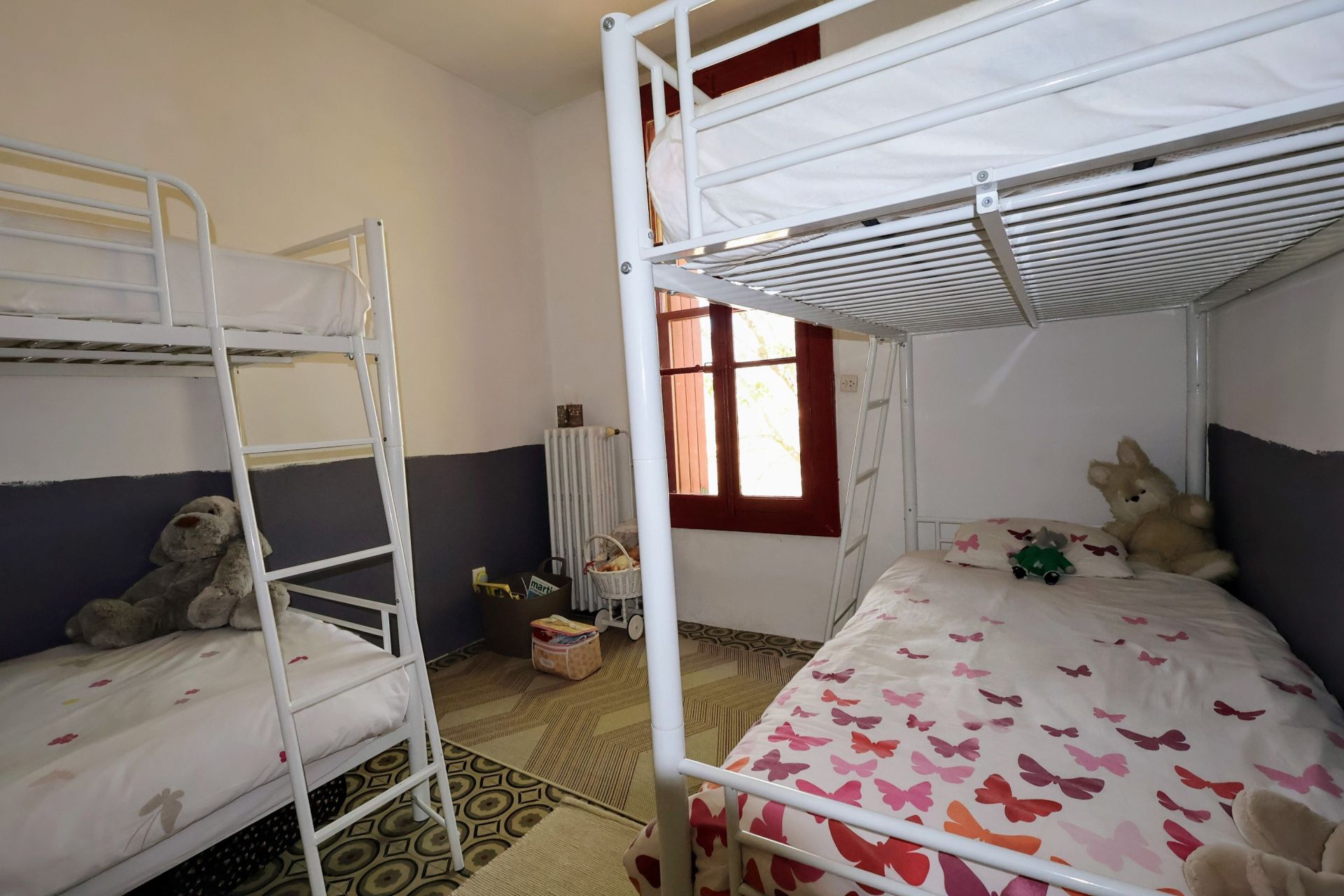 house 7 Rooms for sale on ASPIRAN (34800)