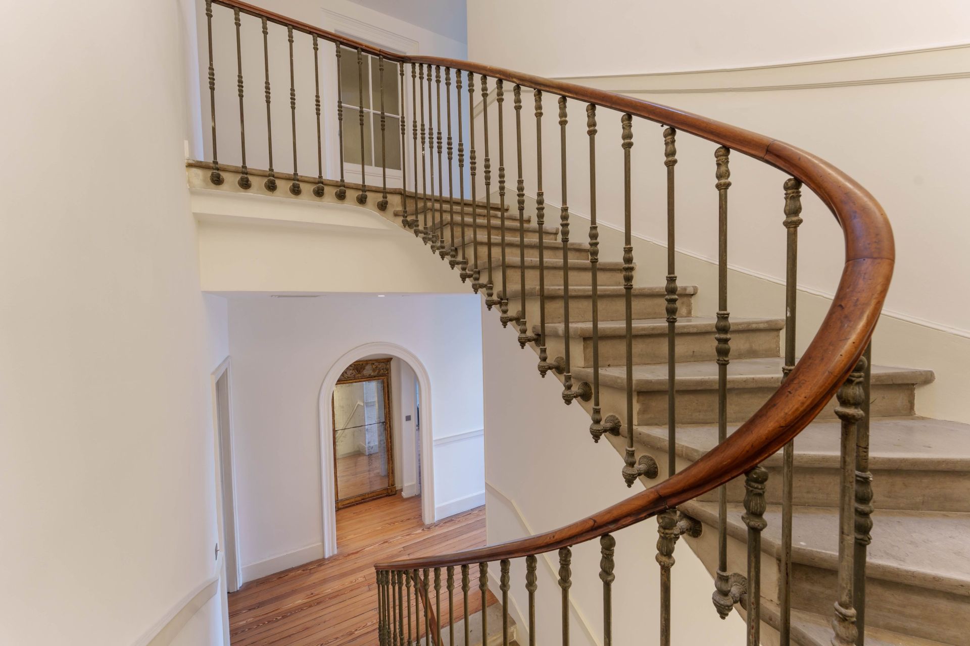 mansion (hôtel particulier) 10 Rooms for sale on MONTPELLIER (34090)