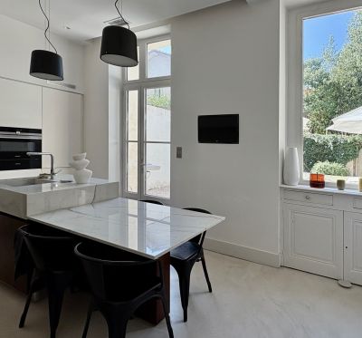 Sale Mansion (hôtel particulier) Montpellier 6&nbsp;Rooms 280&nbsp;m²