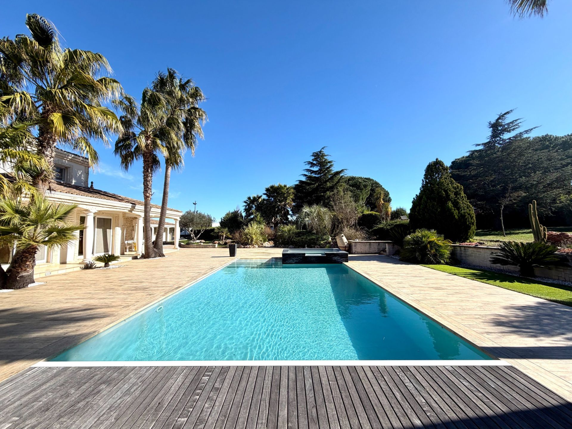 maison 7 Pièces en vente sur AGDE (34300)