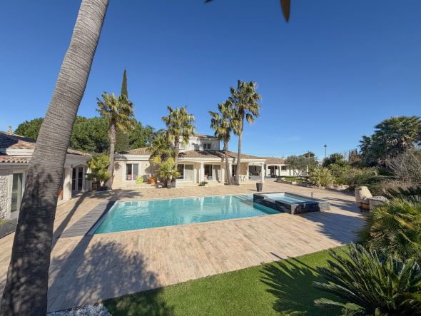 Vente Maison Agde 7&nbsp;Pièces 266&nbsp;m²