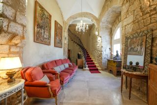 castle 16 Rooms for sale on BEZIERS (34500)