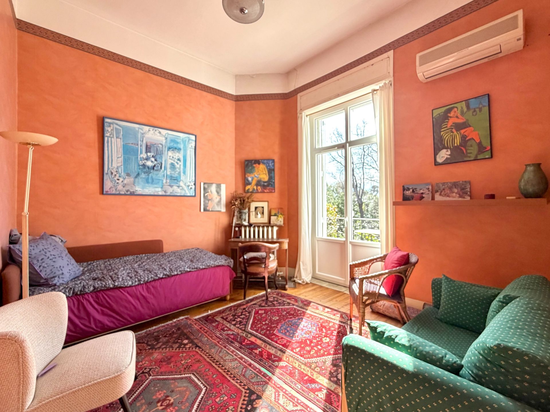 house 6 Rooms for sale on MONTPELLIER (34090)