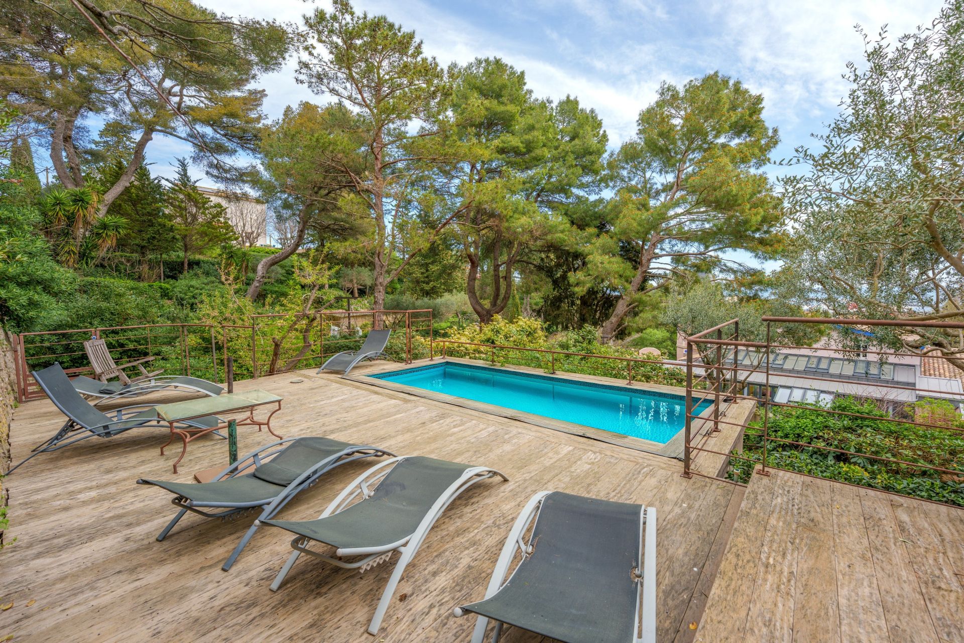 house 7 Rooms for sale on SETE (34200)