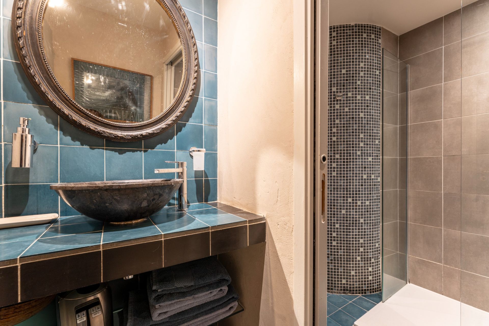 house 7 Rooms for sale on SETE (34200)