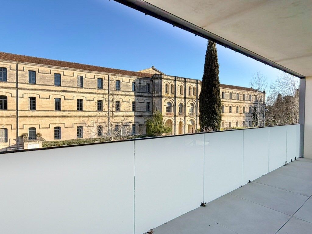 apartment 4 Rooms for sale on MONTPELLIER (34090)