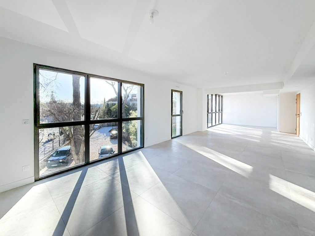 apartment 4 Rooms for sale on MONTPELLIER (34090)
