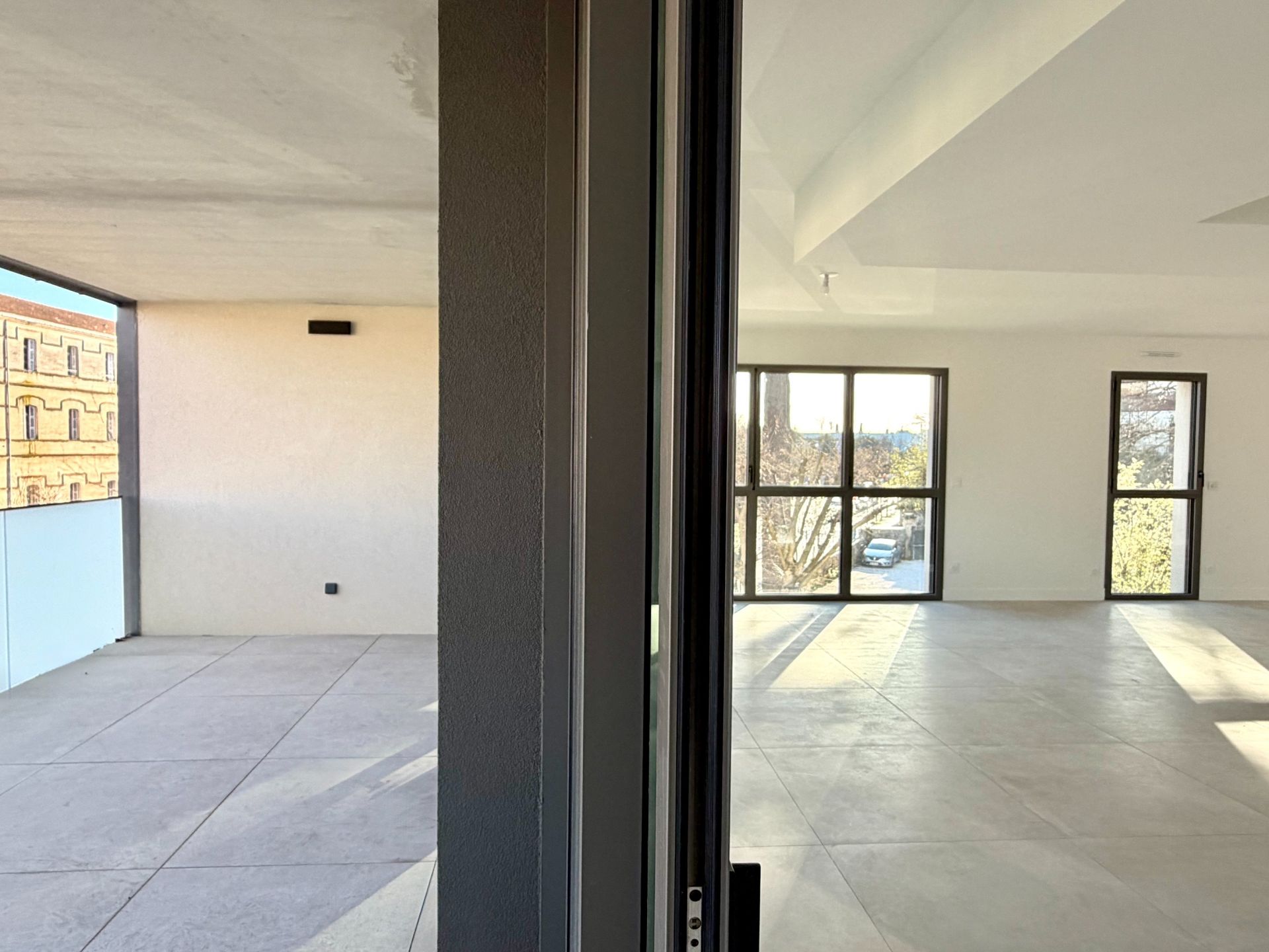 apartment 4 Rooms for sale on MONTPELLIER (34090)