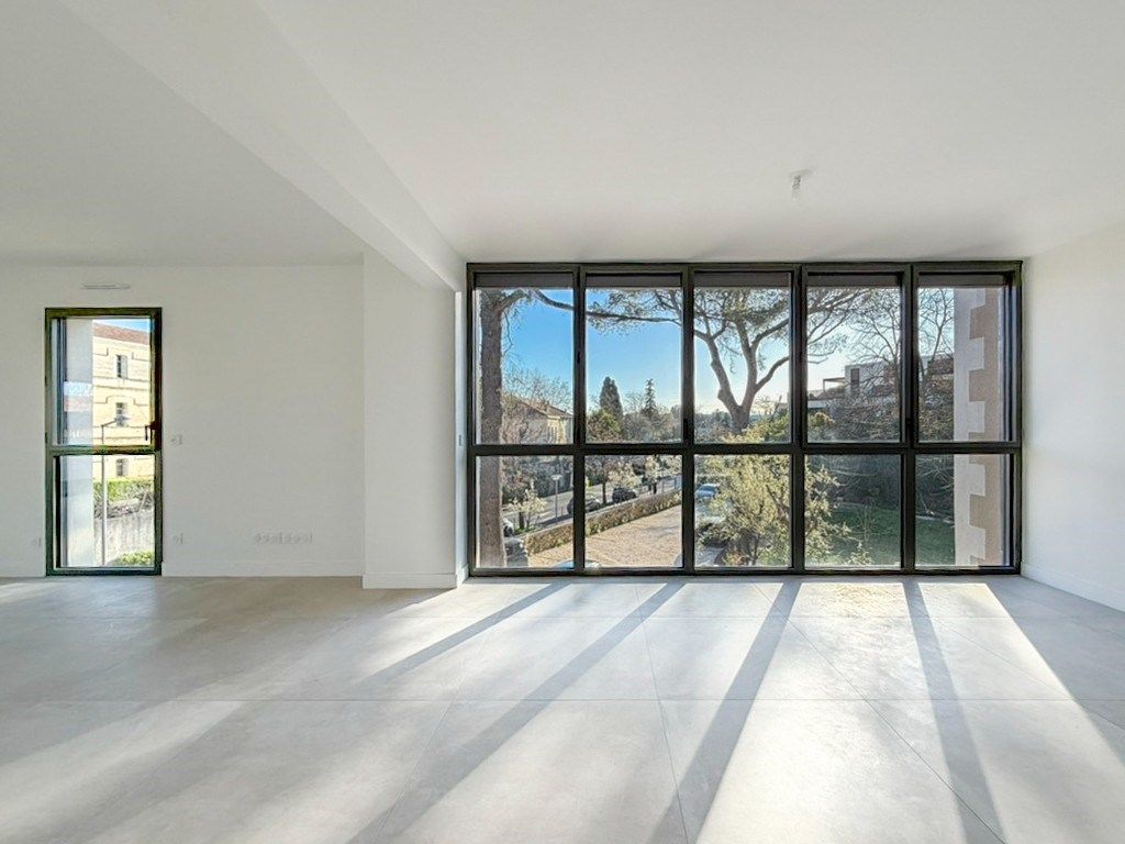 apartment 4 Rooms for sale on MONTPELLIER (34090)