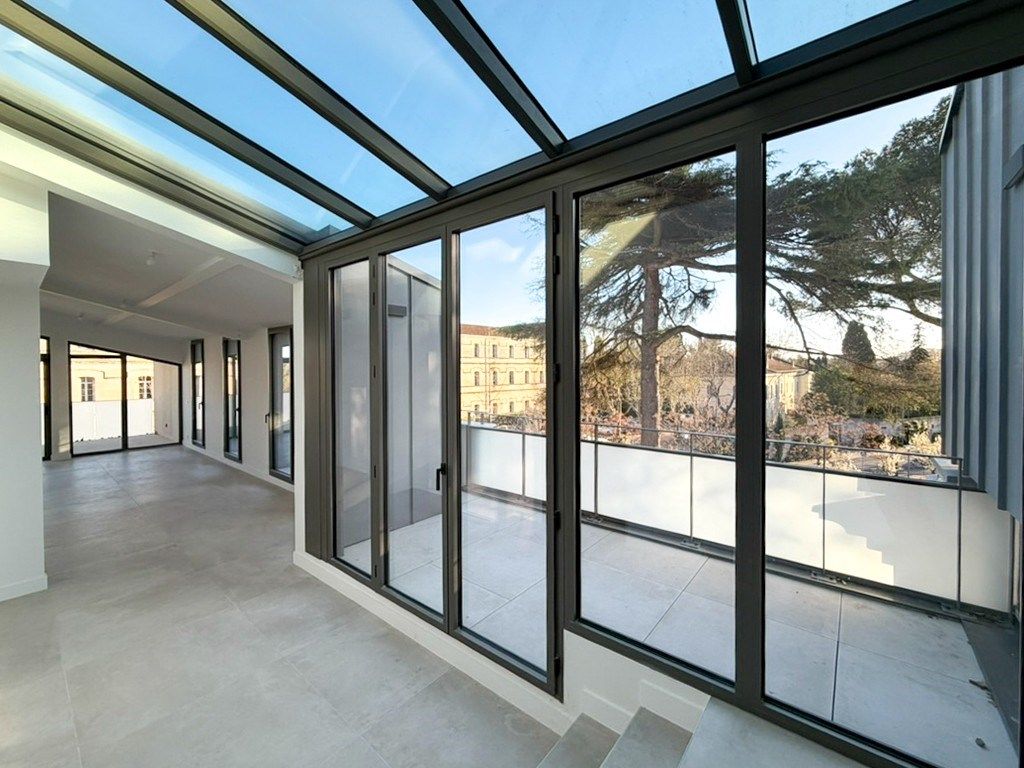 apartment 7 Rooms for sale on MONTPELLIER (34090)