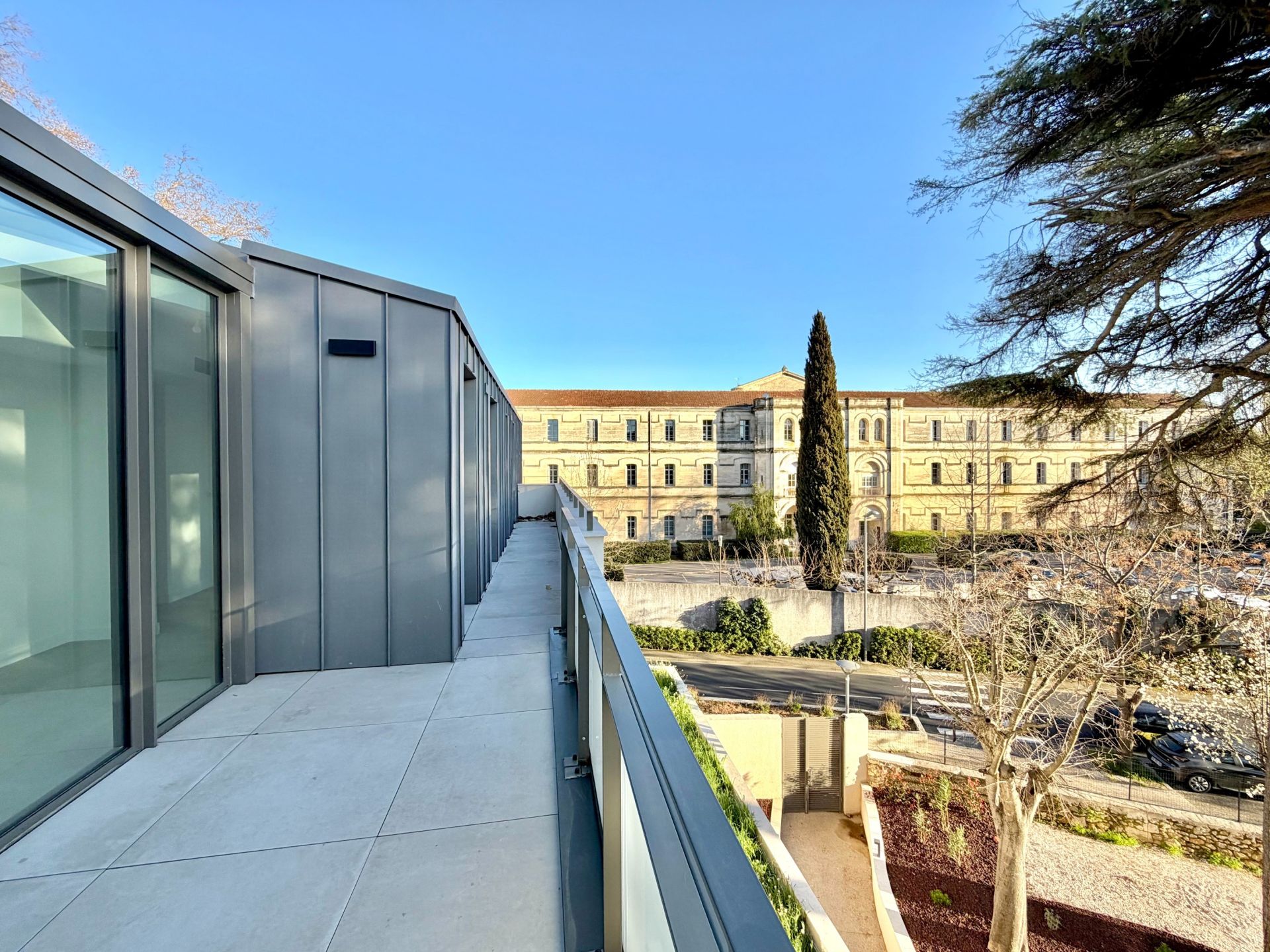 apartment 7 Rooms for sale on MONTPELLIER (34090)