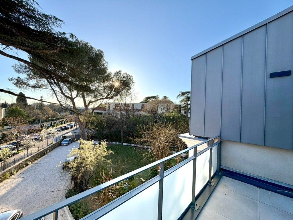 apartment 7 Rooms for sale on MONTPELLIER (34090)