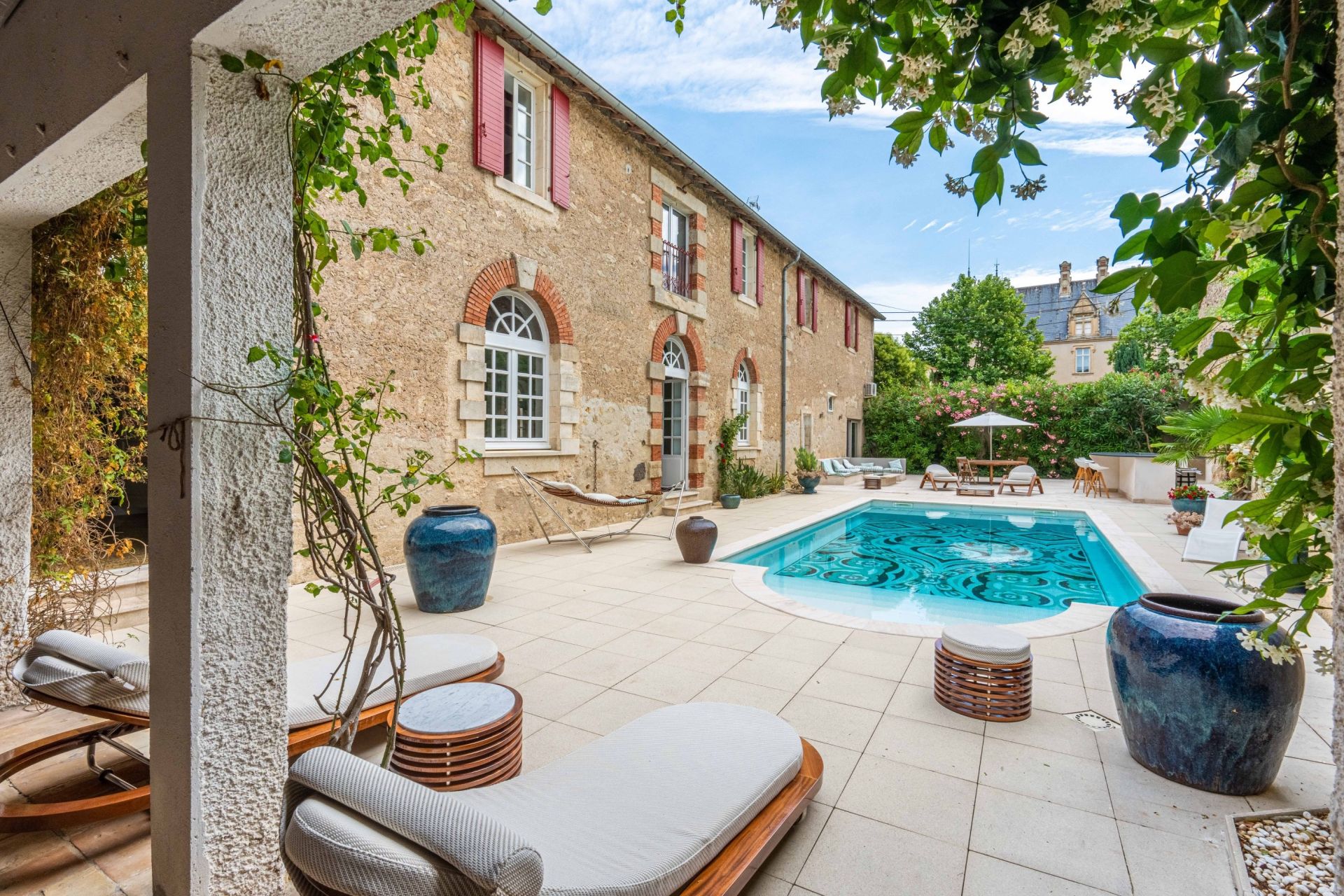 house 6 Rooms for sale on BEZIERS (34500)