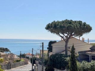 house 9 Rooms for sale on SETE (34200)