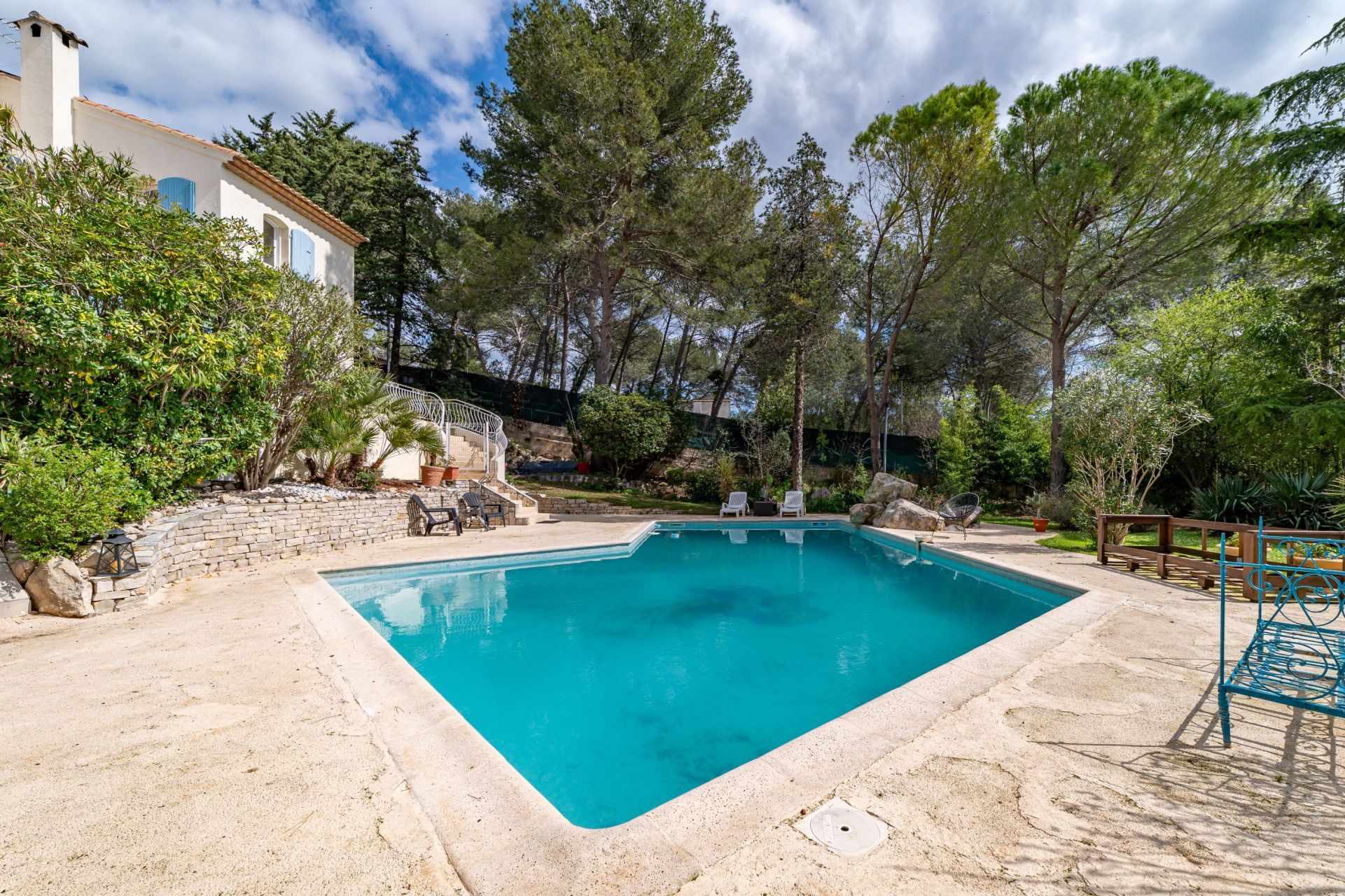 house 6 Rooms for sale on MONTPELLIER (34000)