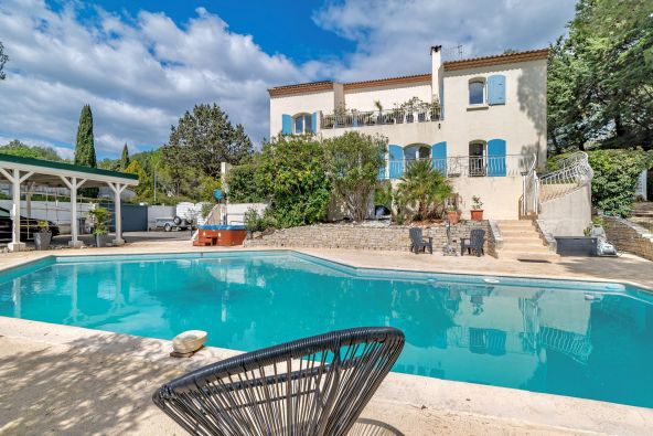 Vente Maison Castelnau-le-Lez 6&nbsp;Pièces 230&nbsp;m²