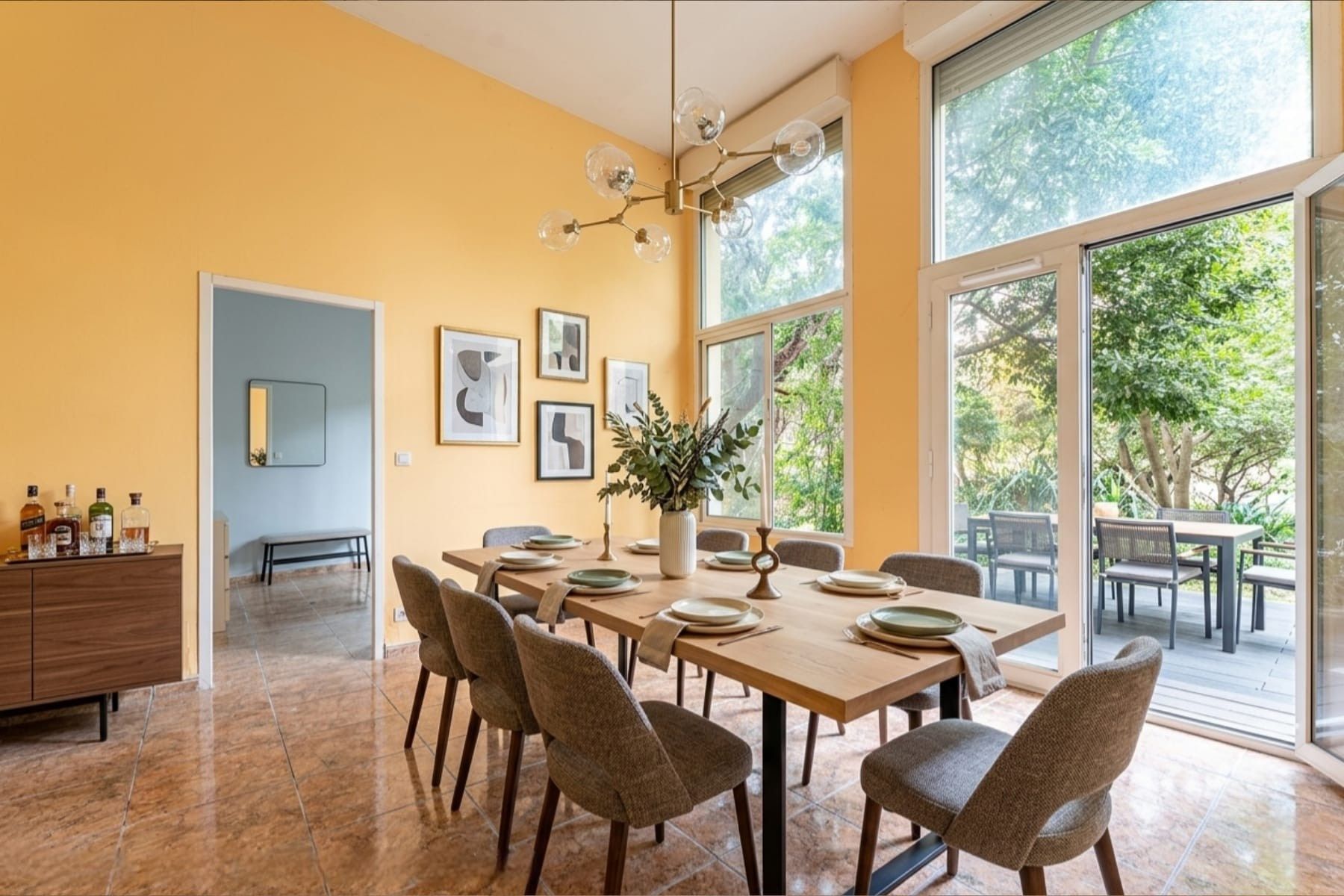 building for sale on SETE (34200)