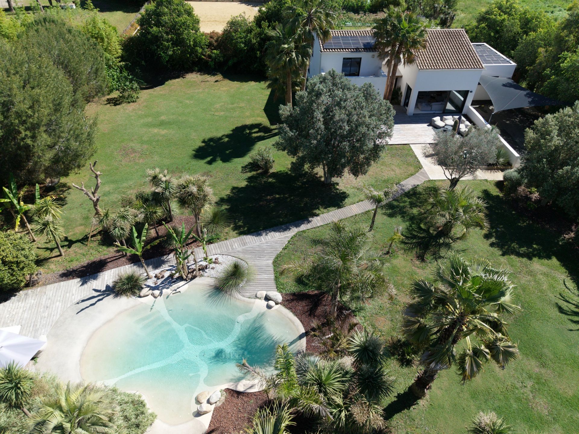 house 6 Rooms for sale on LATTES (34970)