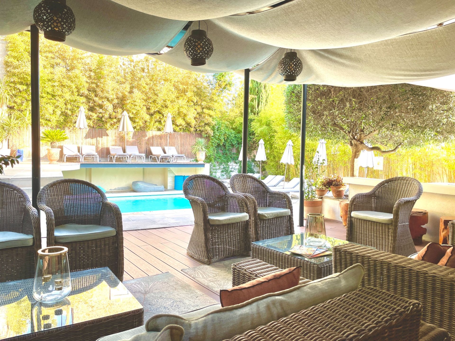 house 12 Rooms for sale on ROUJAN (34320)