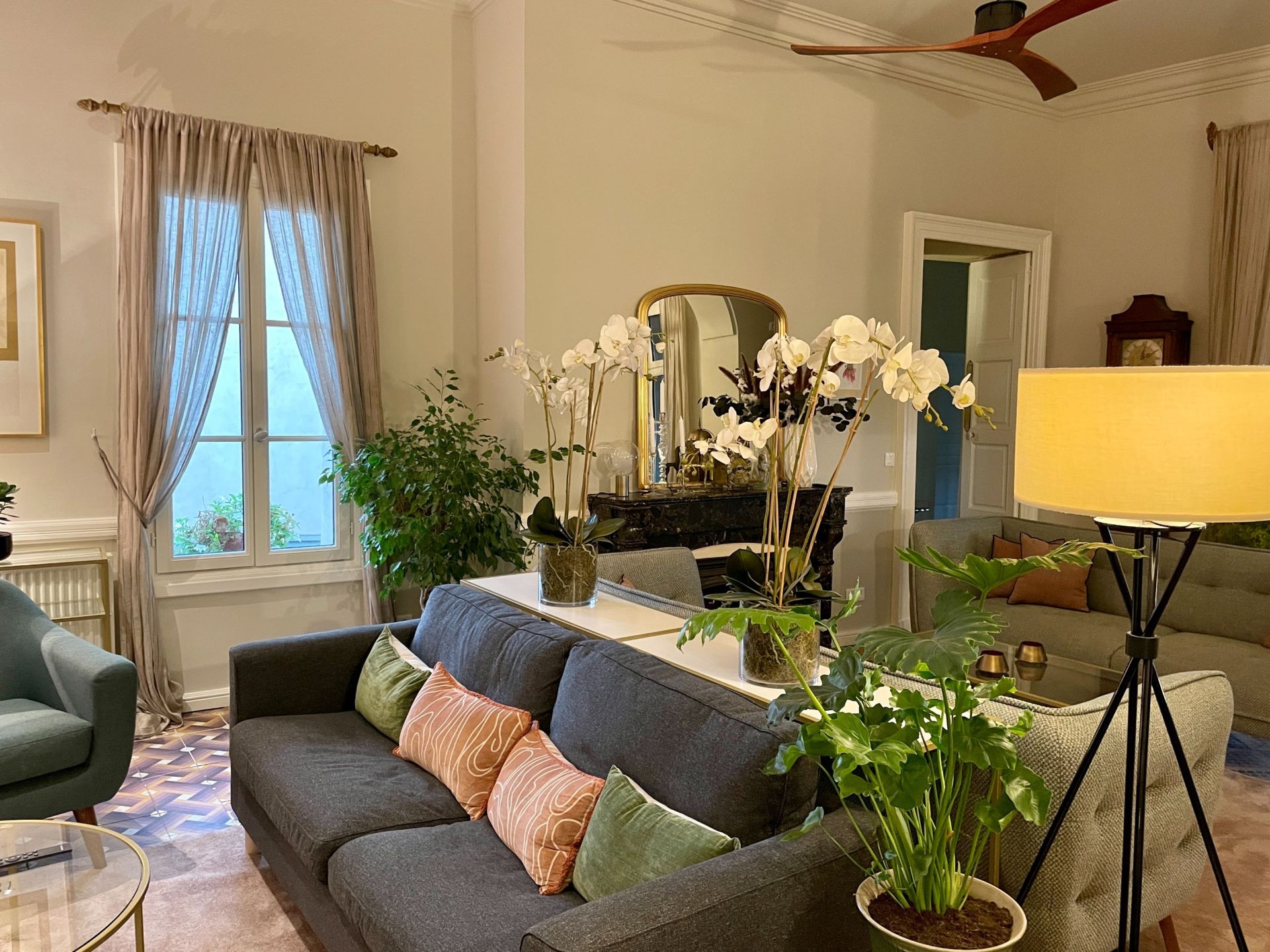 house 12 Rooms for sale on ROUJAN (34320)