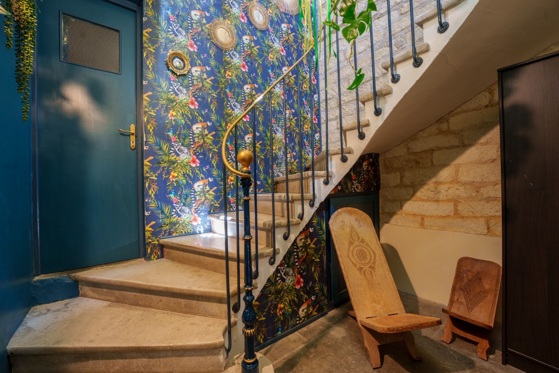house 10 Rooms for sale on TEYRAN (34820)