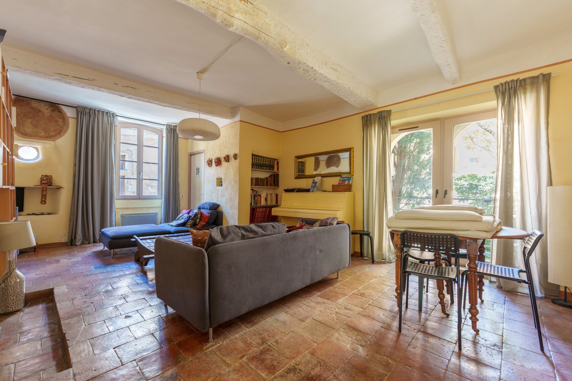 house 13 Rooms for sale on MONTPEYROUX (34150)