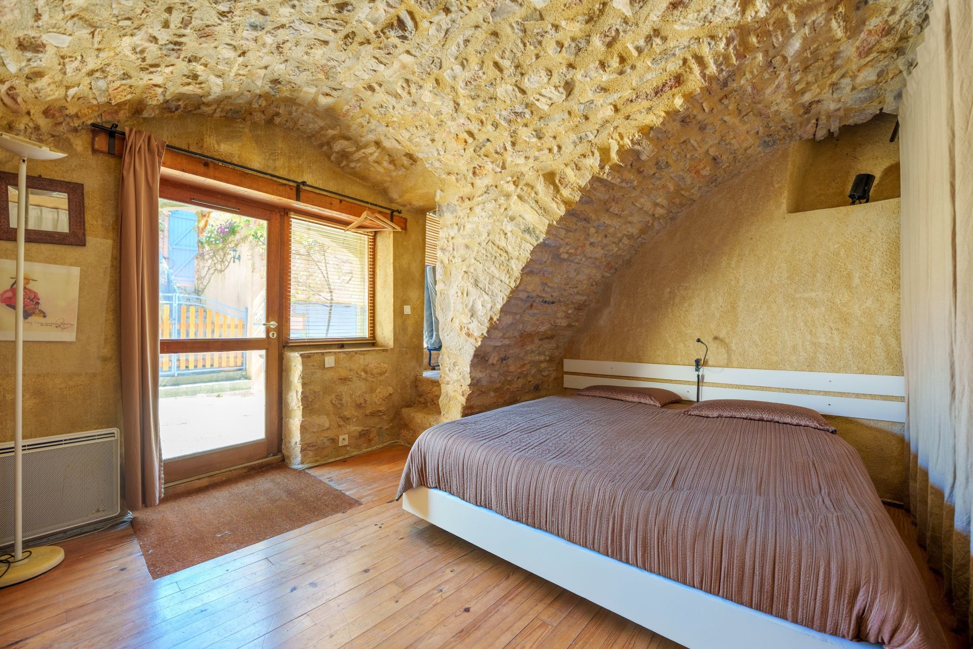 house 13 Rooms for sale on MONTPEYROUX (34150)