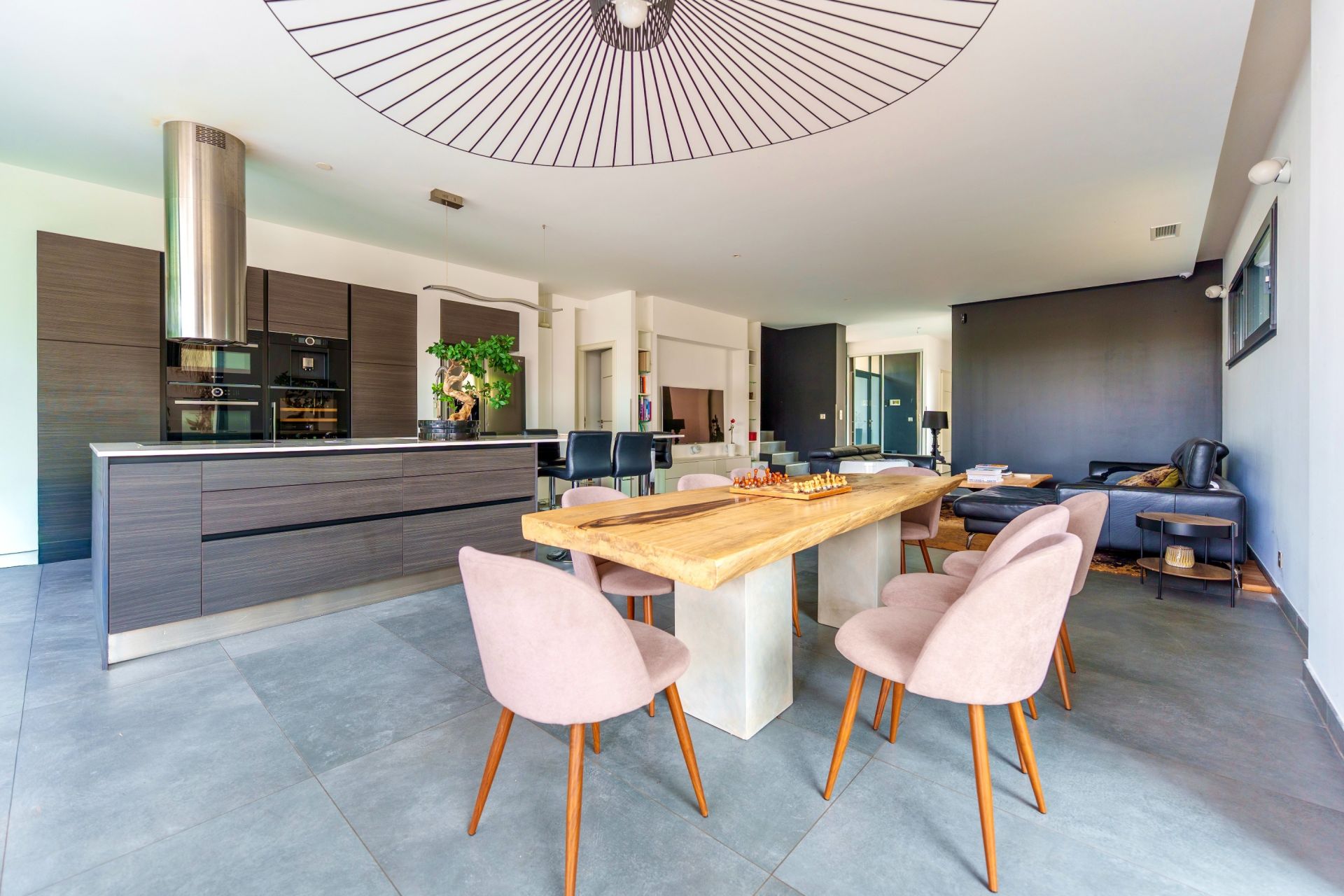house 5 Rooms for sale on LATTES (34970)