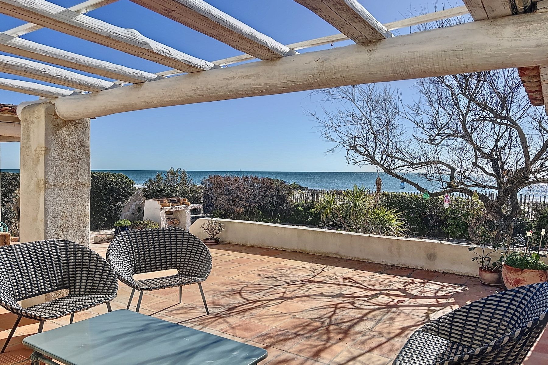house 8 Rooms for sale on FRONTIGNAN (34110)