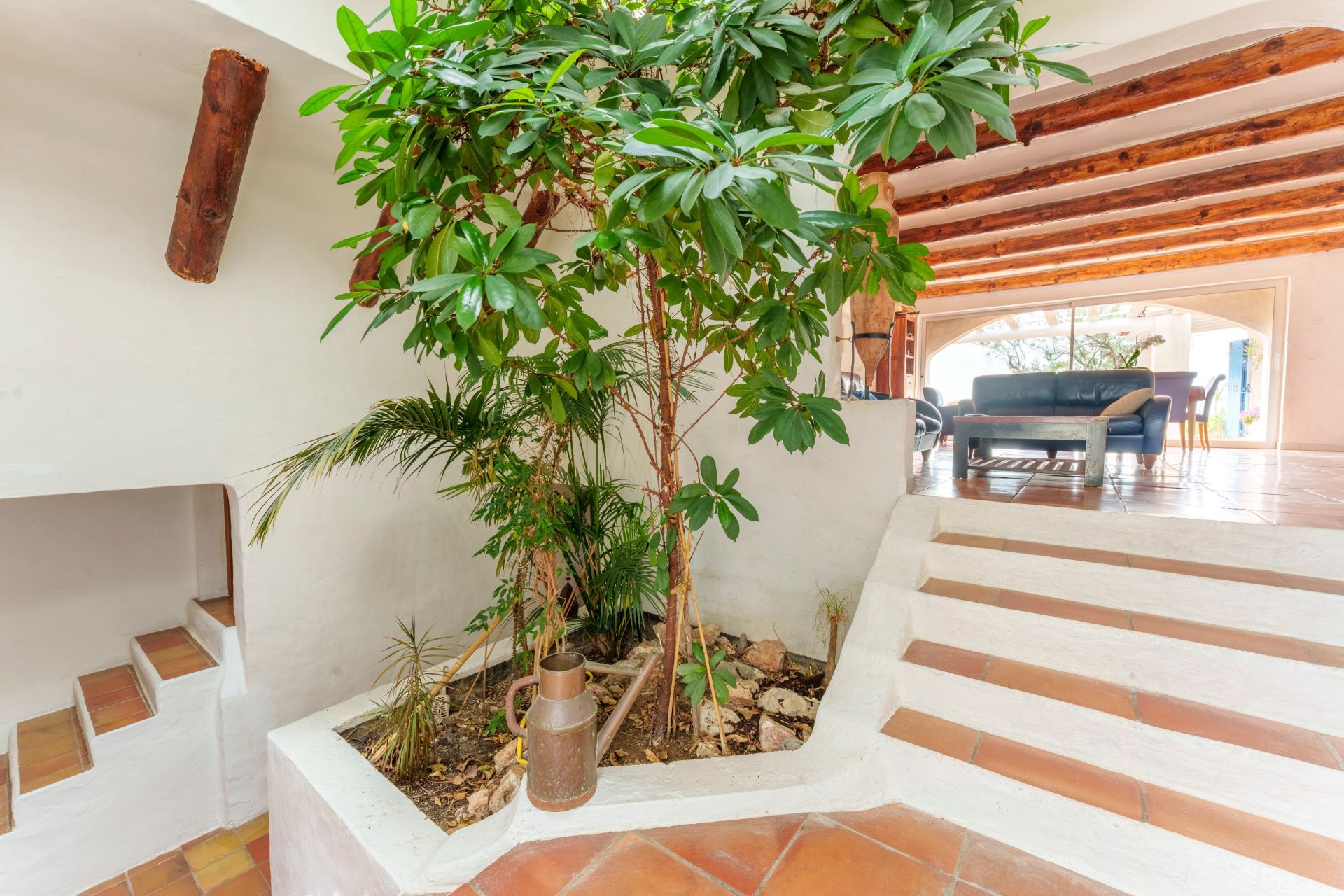 house 8 Rooms for sale on FRONTIGNAN (34110)