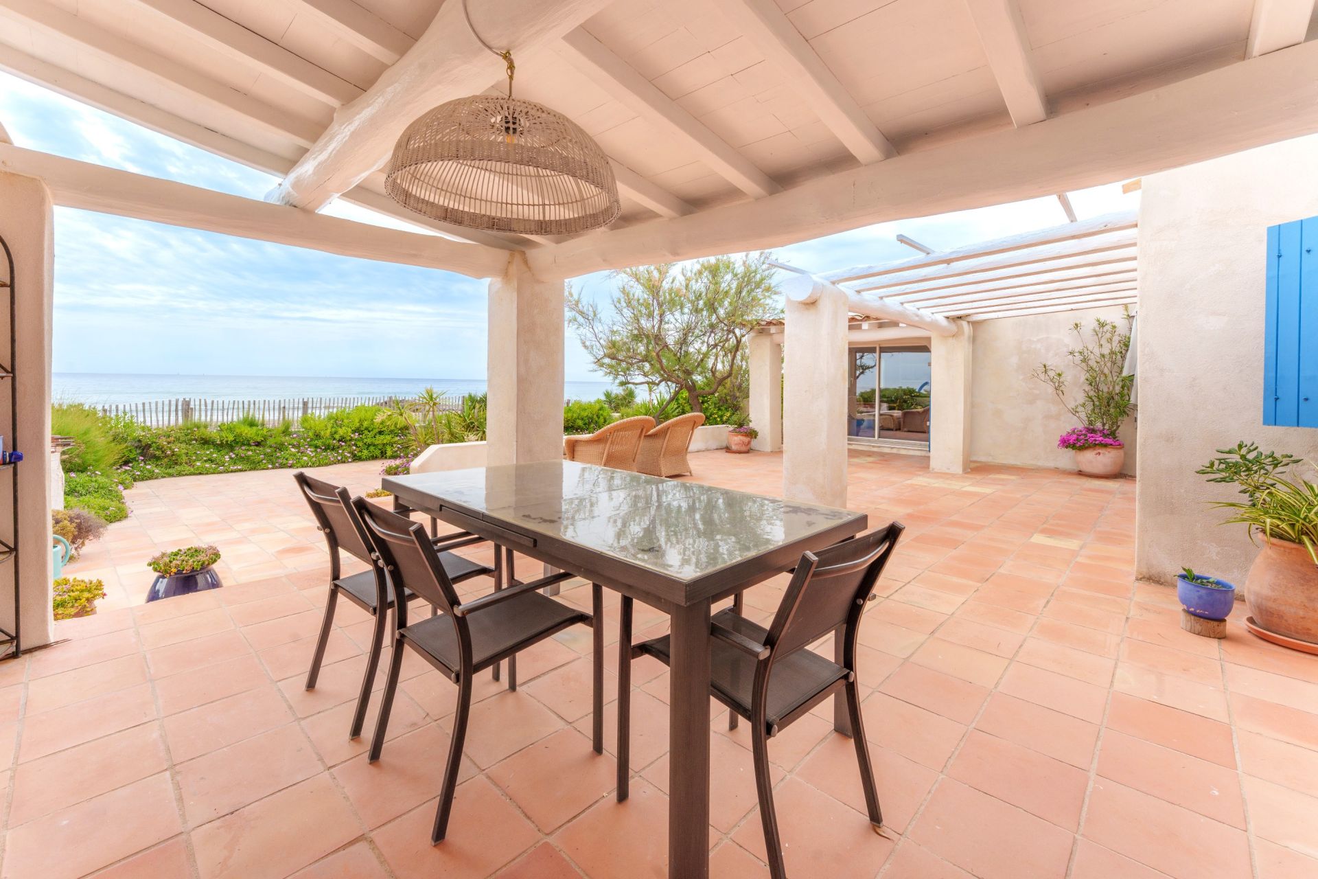 house 8 Rooms for sale on FRONTIGNAN (34110)