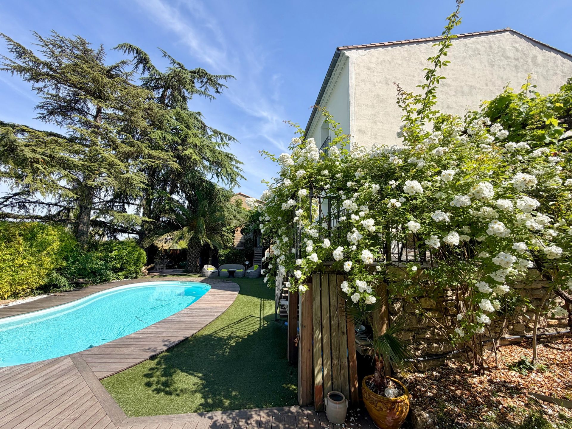 house 8 Rooms for sale on MONTPELLIER (34000)
