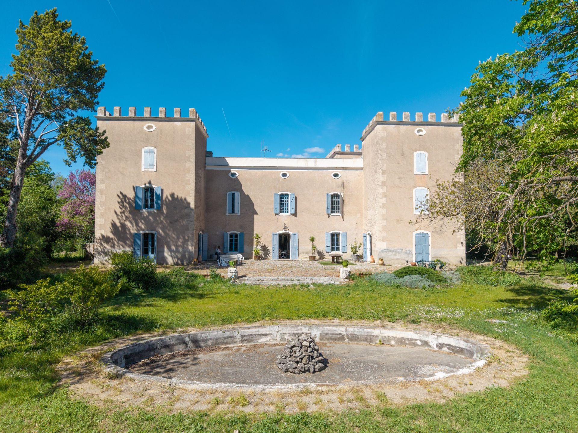 wine estate 26 Rooms for sale on BEZIERS (34500)