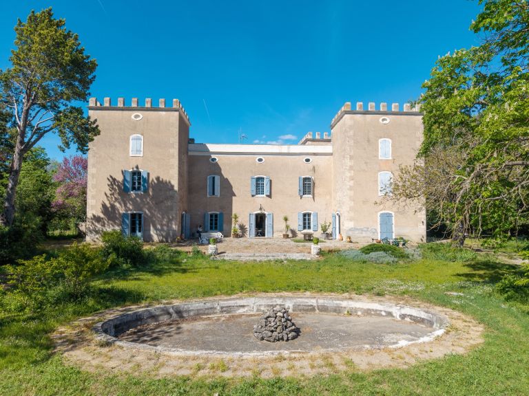 wine estate 26 Rooms for sale on BEZIERS (34500)