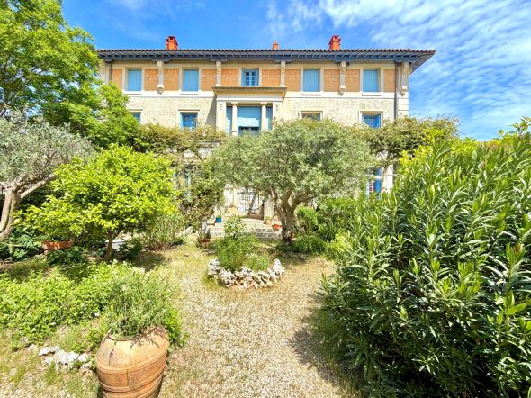 Vente Maison Pézenas 22&nbsp;Pièces 726&nbsp;m²