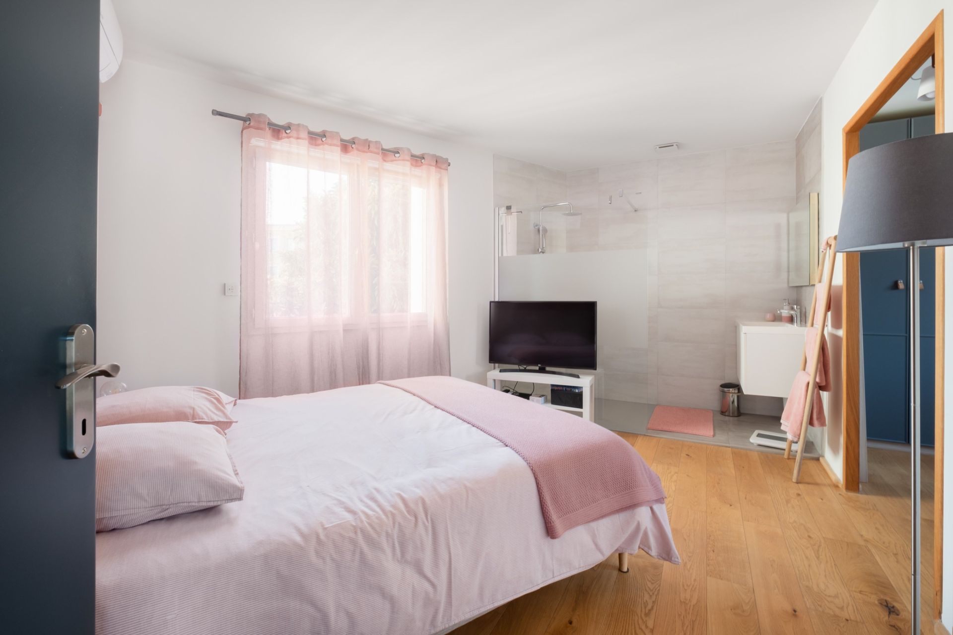 house 10 Rooms for sale on MONTPELLIER (34000)