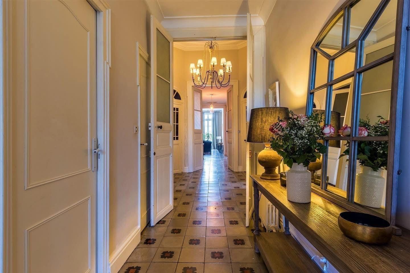house 10 Rooms for sale on LOUPIAN (34140)