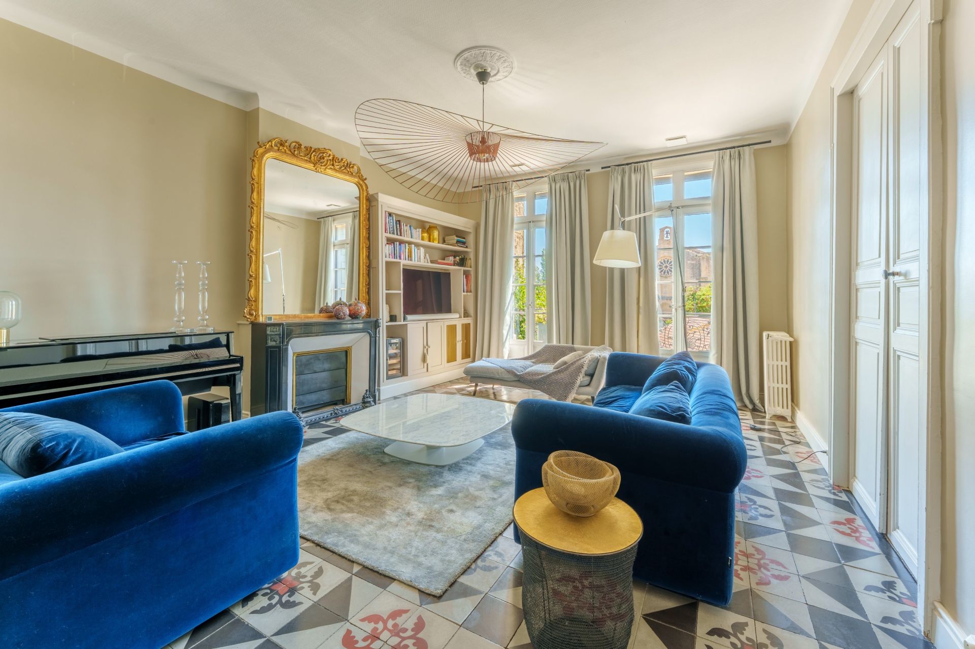 house 10 Rooms for sale on LOUPIAN (34140)