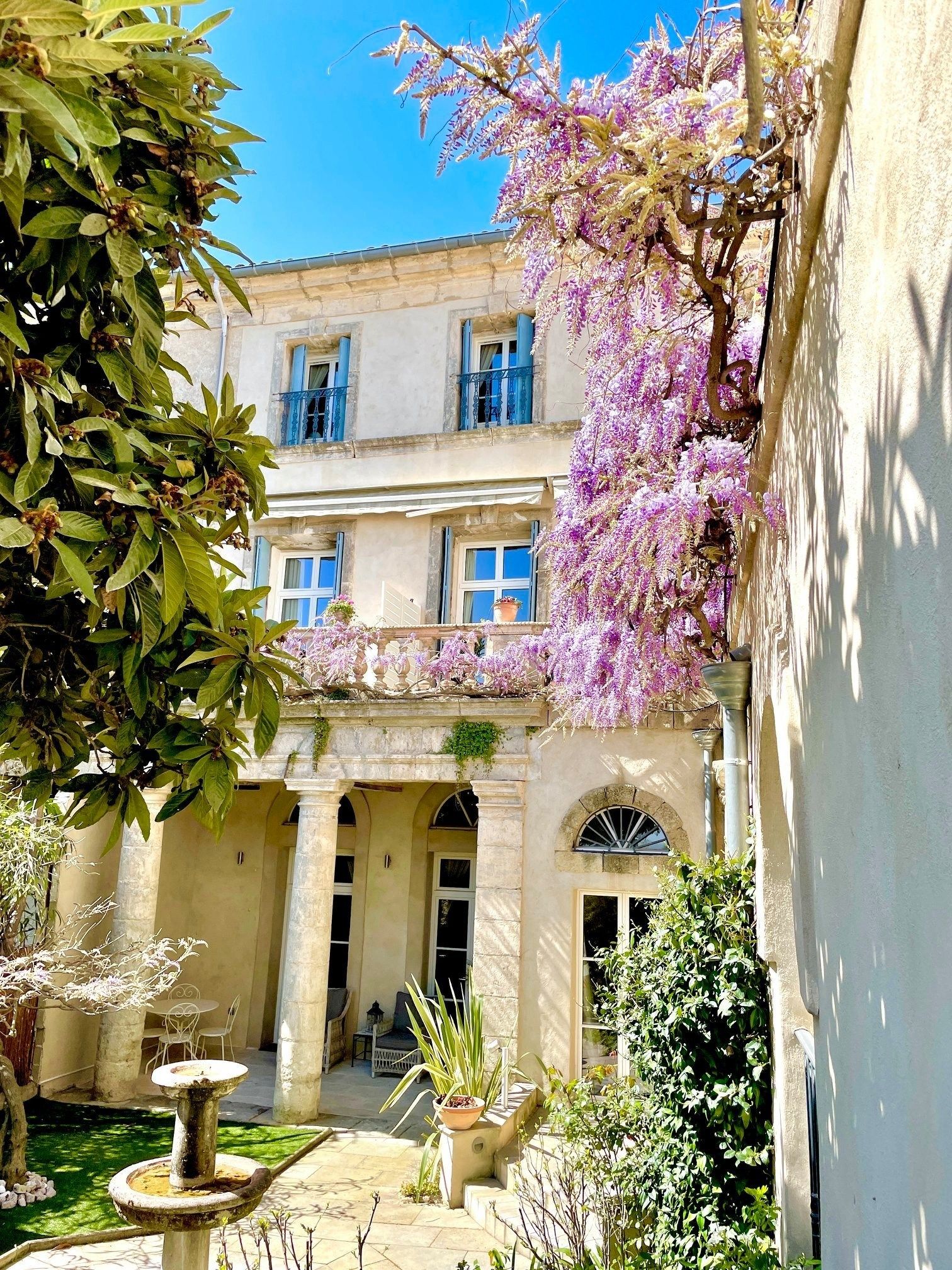 propriété 12 Pièces en vente sur ROUJAN (34320)