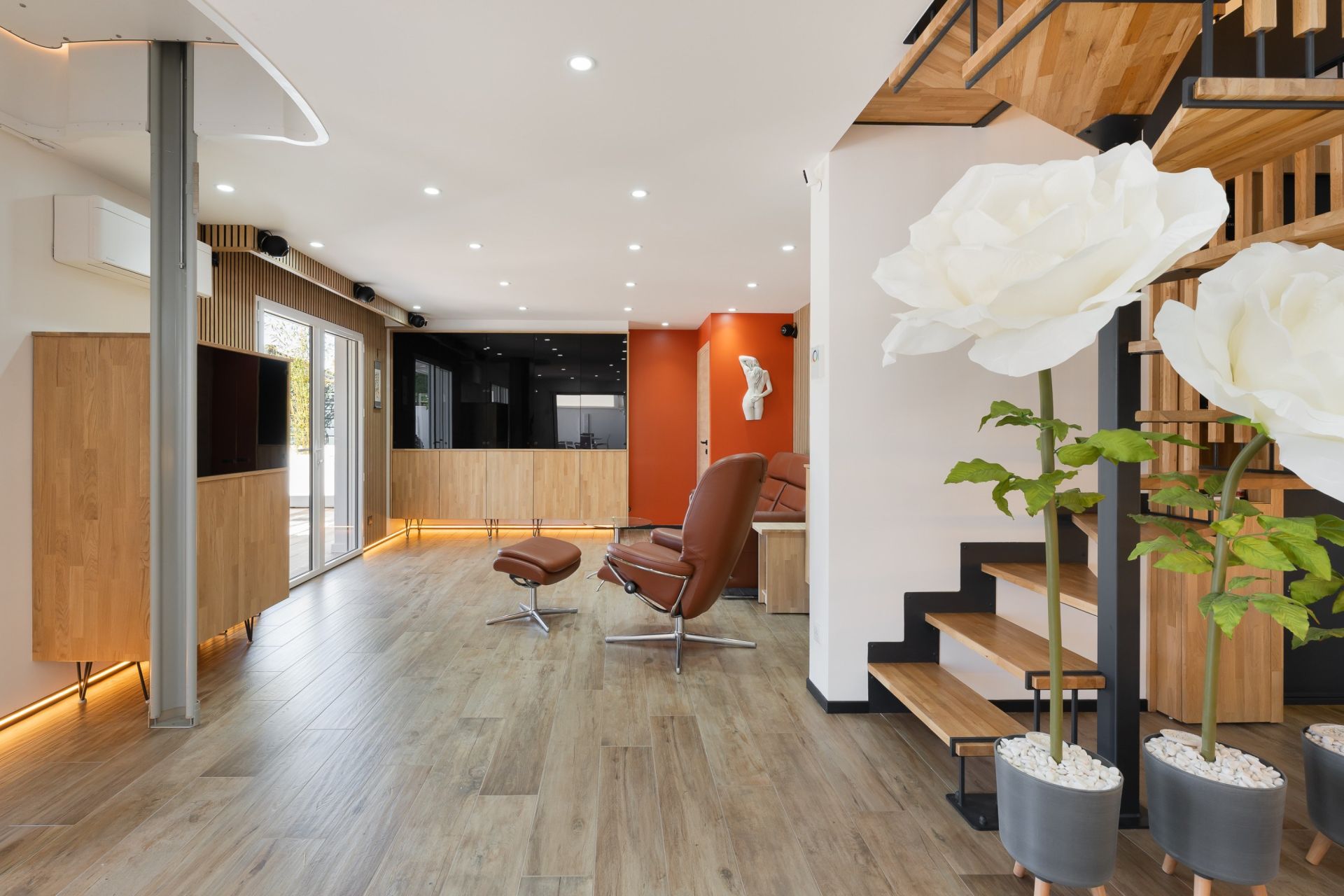 house 4 Rooms for sale on AGDE (34300)