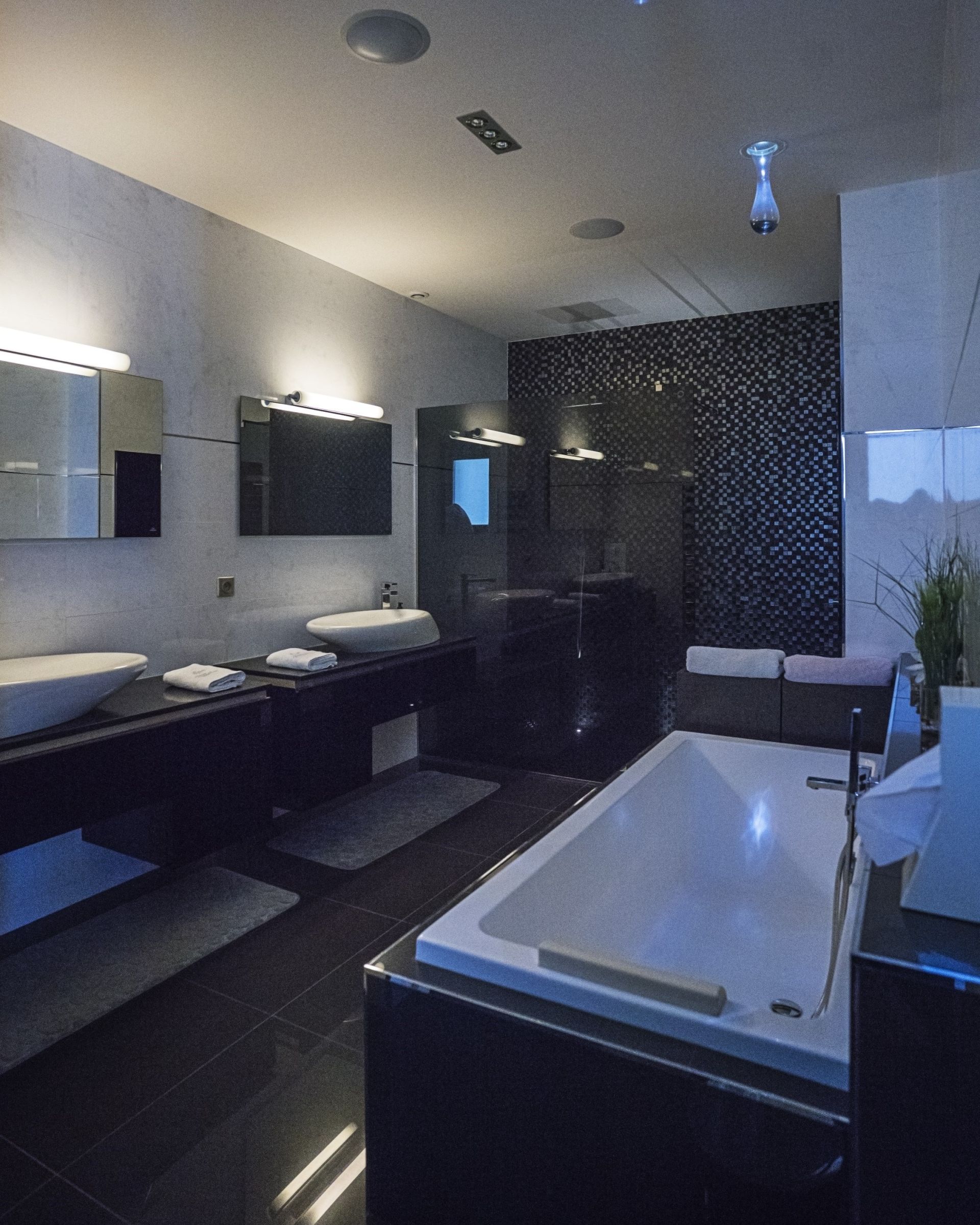 house 17 Rooms for sale on MONTPELLIER (34000)