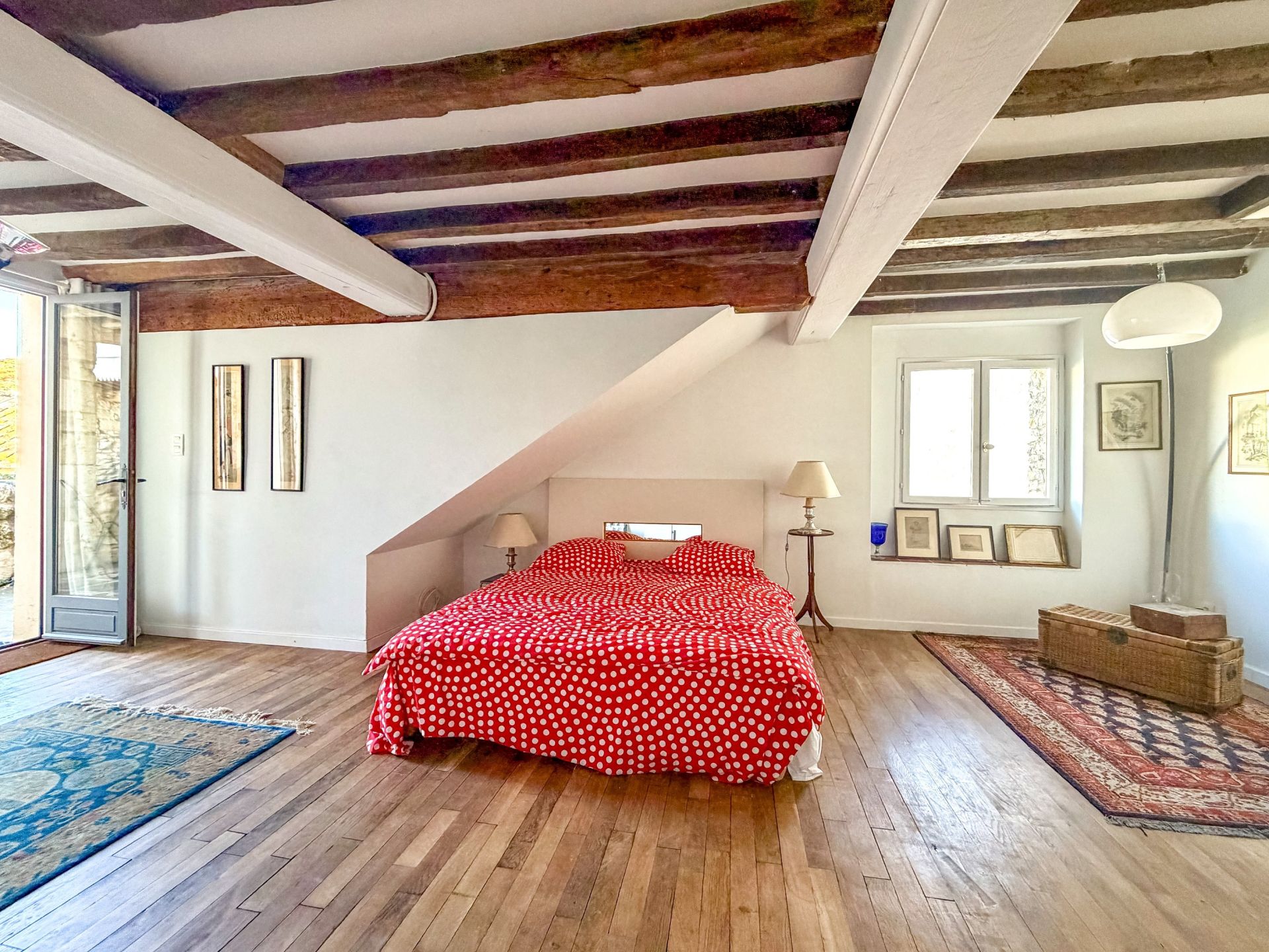 house 10 Rooms for sale on MAUGUIO (34130)